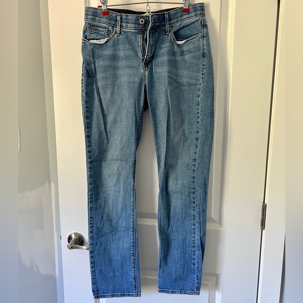 Levi’s Jeans 525 Straight Leg (size 6)